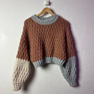 Multicolored Knot Sweet